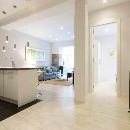 The Collection - Wals * Σαν Σεμπαστιάν